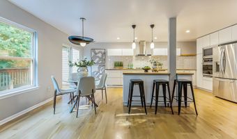 3532 Meadow Grove Trl, Ann Arbor, MI 48108