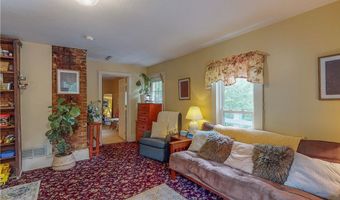 5696 Steubenville Rd SE, Amsterdam, OH 43903