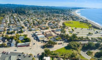 995 Old Farm Ln, Aptos, CA 95003