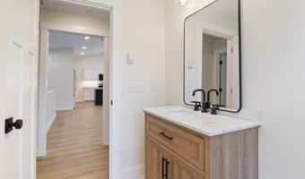 1508 Foxes Ridge Rd, Acton, ME 04001