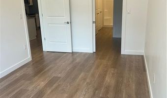 29 Burgess Pkwy 203, East Providence, RI 02914