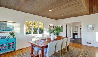 377 Rumstick Rd, Barrington, RI 02806