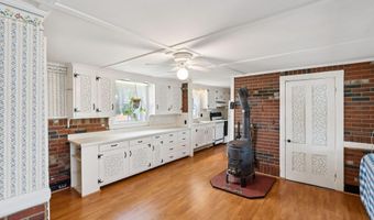 49 Sewall St, Augusta, ME 04330