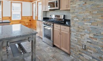 84 Wales St, Cranston, RI 02920
