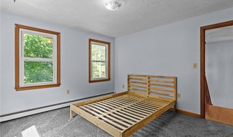 394 Maureen Cir, Burrillville, RI 02839