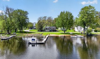 3880 Bell Lake Dr NE, Ada, MI 49301