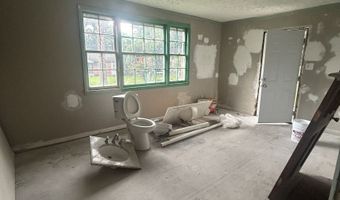 1336 Peavy, Macon, GA 31206