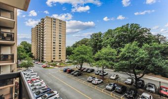307 YOAKUM Pkwy 406, Alexandria, VA 22304