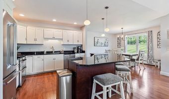 9 Fieldstone Dr, Augusta, ME 04330