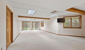 17 Stone Pound Ln, Atkinson, NH 03811