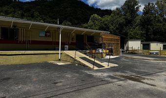 4327 Hwy 38, Ages Brookside, KY 40801