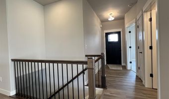 1220 Berkshire Ln, North Liberty, IA 52317