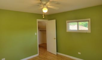 26428 W Prospect Ave, Antioch, IL 60002