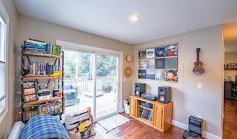397 Ethan Allen Pkwy, Burlington, VT 05408