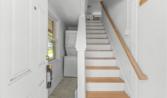 272 S Winooski Ave, Burlington, VT 05401