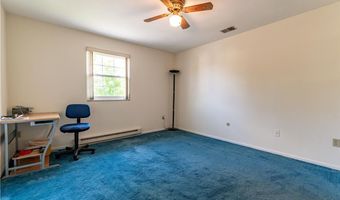 2442 Lisa Ln, Allentown, PA 18104