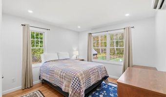 434 N Quidnessett Rd, North Kingstown, RI 02852