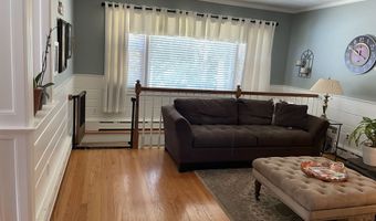 10 Lindgren Ter, Ansonia, CT 06401
