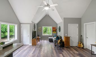 7105 SE Torch Lk, Alden, MI 49612