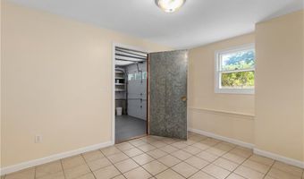 94 Ridgewood Rd, Middletown, RI 02842