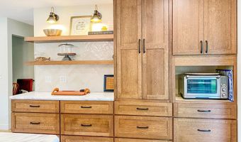 1403 Edgewood Dr, Ashland, OH 44805