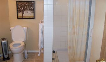 225 W Zeller St, North Liberty, IA 52317