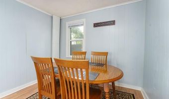 518 N LOCUST St, Adrian, MI 49221