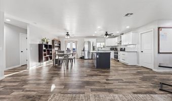5146 N FLORES Ln, Casa Grande, AZ 85194