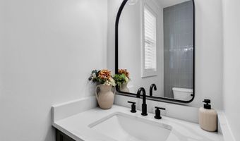 20 Hannah Lee Rd, Barnegat, NJ 08005