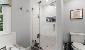 9 Cherry Ln, Bedford, NH 03110