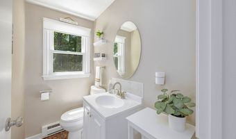 121 Twin Brook Ln 121, Bellingham, MA 02019