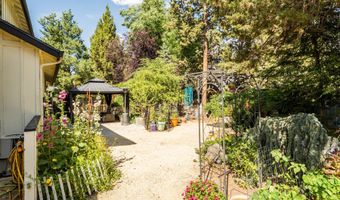 796 SE Briarwood Ct, Bend, OR 97702