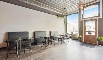 103 E Main St, Anamosa, IA 52205