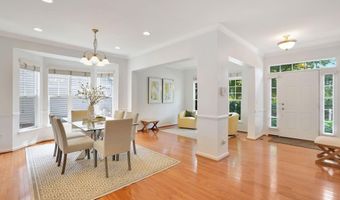 20997 POTOMAC TRAIL Cir, Ashburn, VA 20148