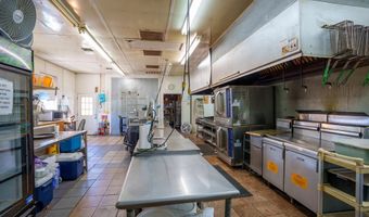 7460 N Hatch Pkwy, Baxley, GA 31513