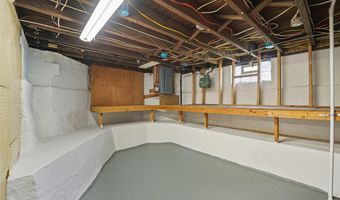 1627 W 6th St, Ashtabula, OH 44004