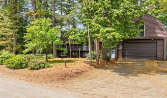 60 Abena Shores Rd, Belgrade, ME 04917