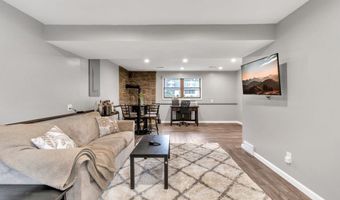 12485 N Lawn Ct, Alden, NY 14004