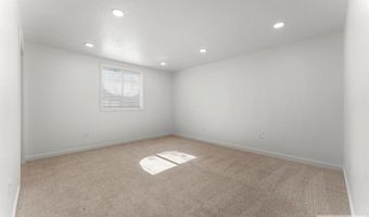 2755 Ross Ave, Ammon, ID 83406