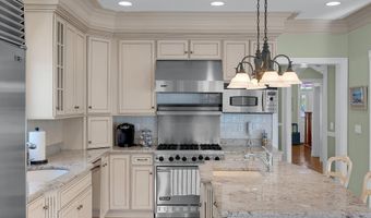842 East Ave, Bay Head, NJ 08742