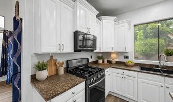 12175 W CHASE Ln, Avondale, AZ 85323