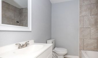 3419 Hospital Rd 6, Pascagoula, MS 39581
