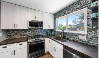 3221 Camarillo Ave, Oceanside, CA 92056