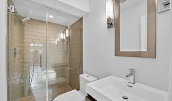 4964 ESKRIDGE Ter NW, Washington, DC 20016