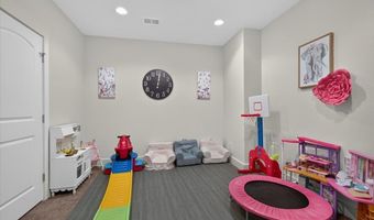 1231 MIRACLE Pkwy, Cheyenne, WY 82009
