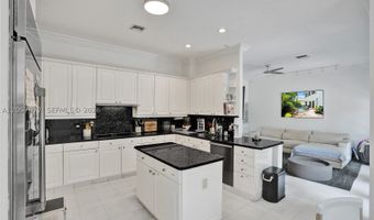 3690 NE 199th St 3690, Aventura, FL 33180
