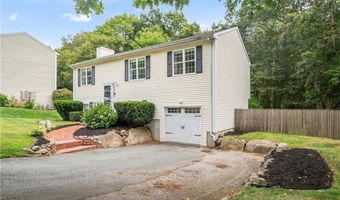 16 Walker Ln, Coventry, RI 02916