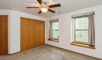1080 Rachael St 304, North Liberty, IA 52317
