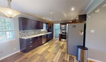 2205 E Foster Dr, Ada, OK 74820