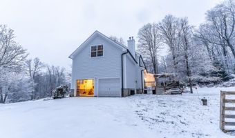 5 Hidden Valley Rd, Andover, NJ 07860